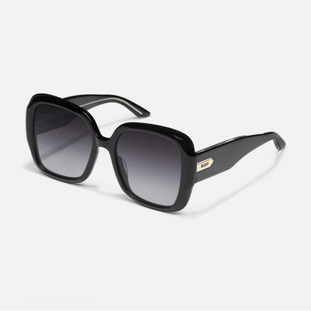 Quay “Full Glam” oversized sunglasses